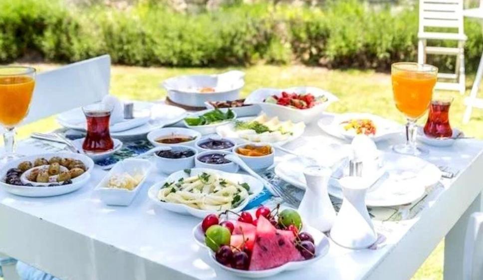Asma Han Alacati Çeşme Luaran gambar